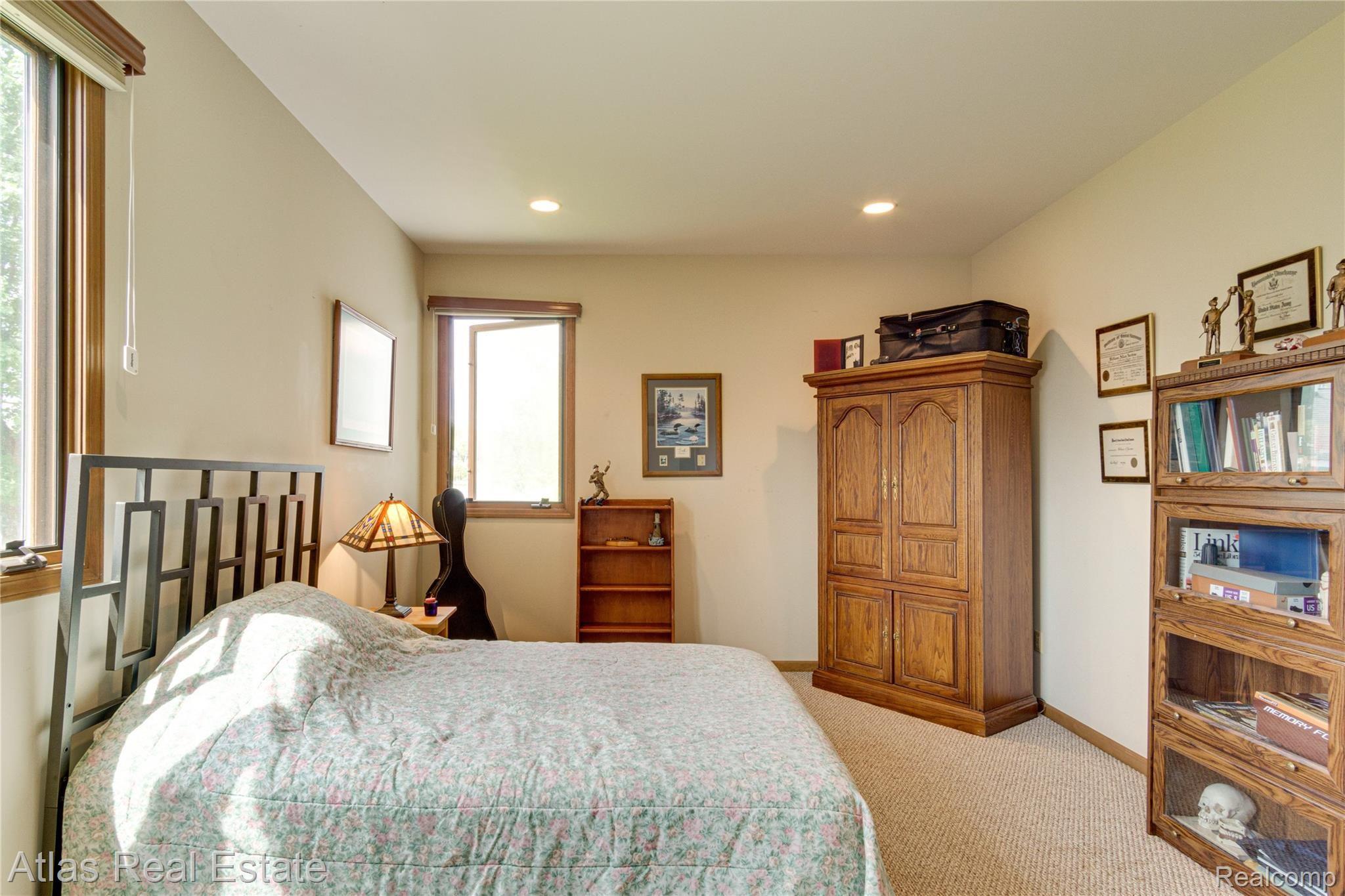 2444 Allen Road Ortonville, MI 48462 - Photo 32 of 64 Interiors (5 of 37).jpg