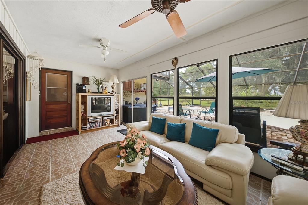 701 Southeast 123rd Street Road Ocala, FL 34480 - Photo 19 of 43 Gallery Image 19