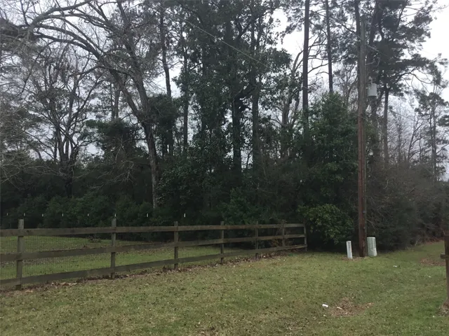 $325,000 | 3704 A County Road 3704A, Splendora, TX 77372