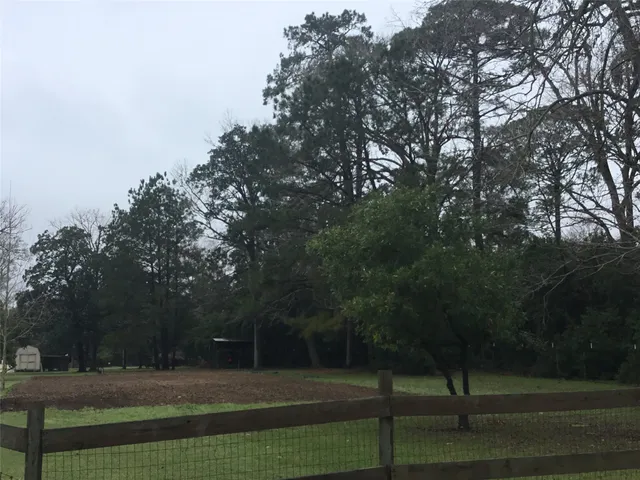 $325,000 | 3704 A County Road 3704A, Splendora, TX 77372