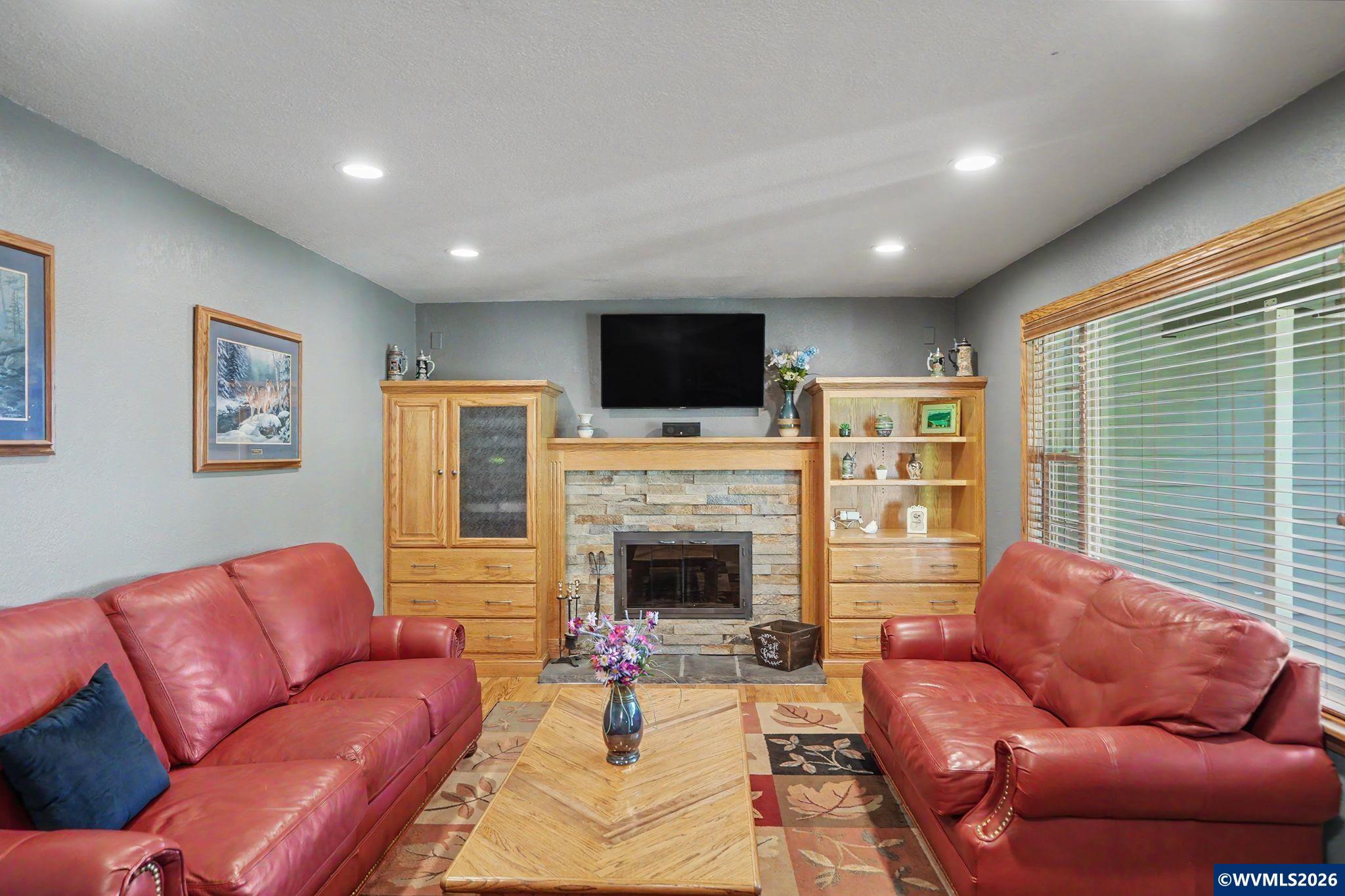 4920 Jones Road Southeast Salem, OR 97302 - Photo 7 of 43