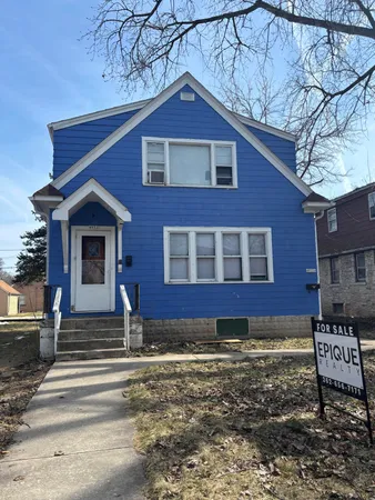$139,900 | 4952 North 25th Street, Milwaukee, WI 53209
