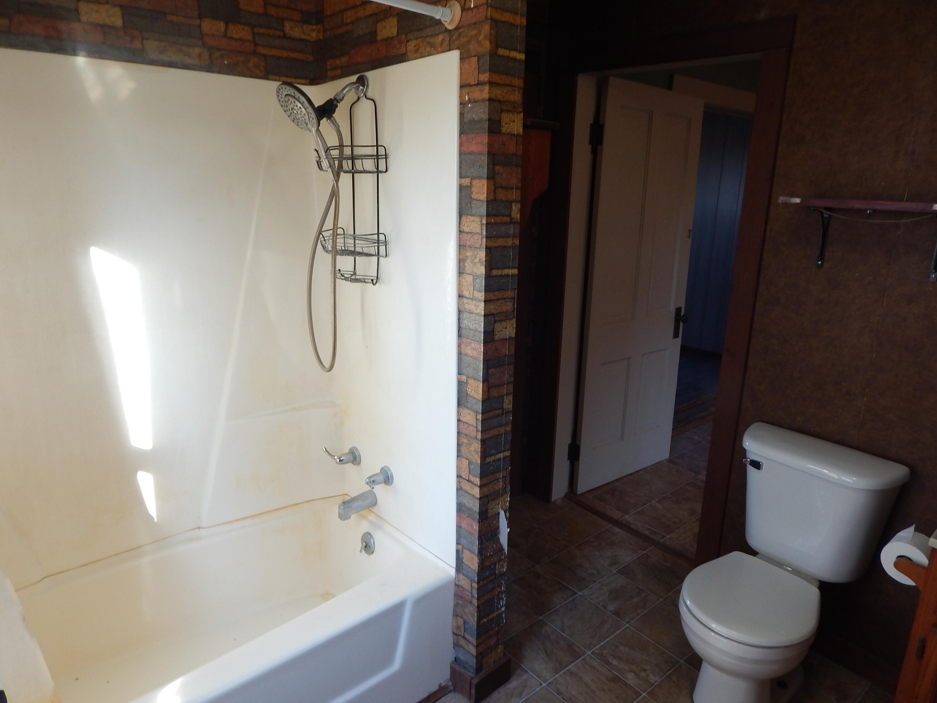 8646 Snapp Road De Graff, OH 43318 - Photo 18 of 35
