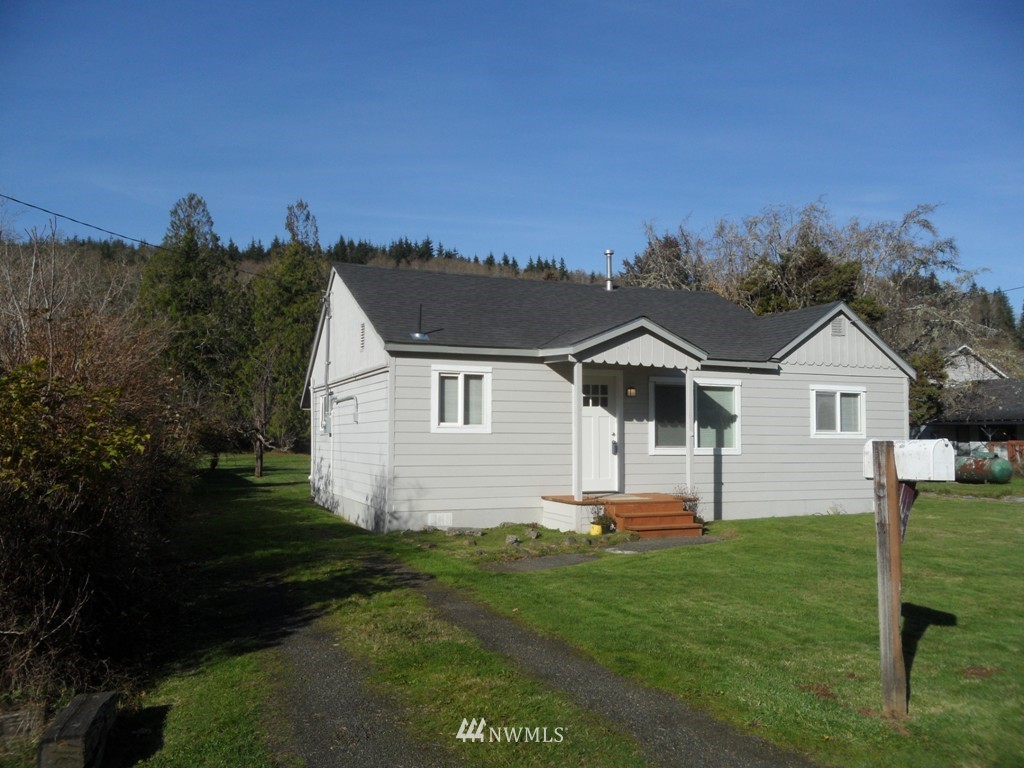 211 Endresen Road Hoquiam, WA 98550 - Photo 1 of 19 Gallery Image 1