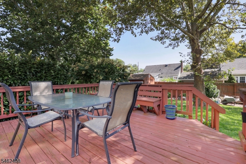 525 Princeton Road Linden, NJ 07036 - Photo 26 of 36 Gallery Image 26