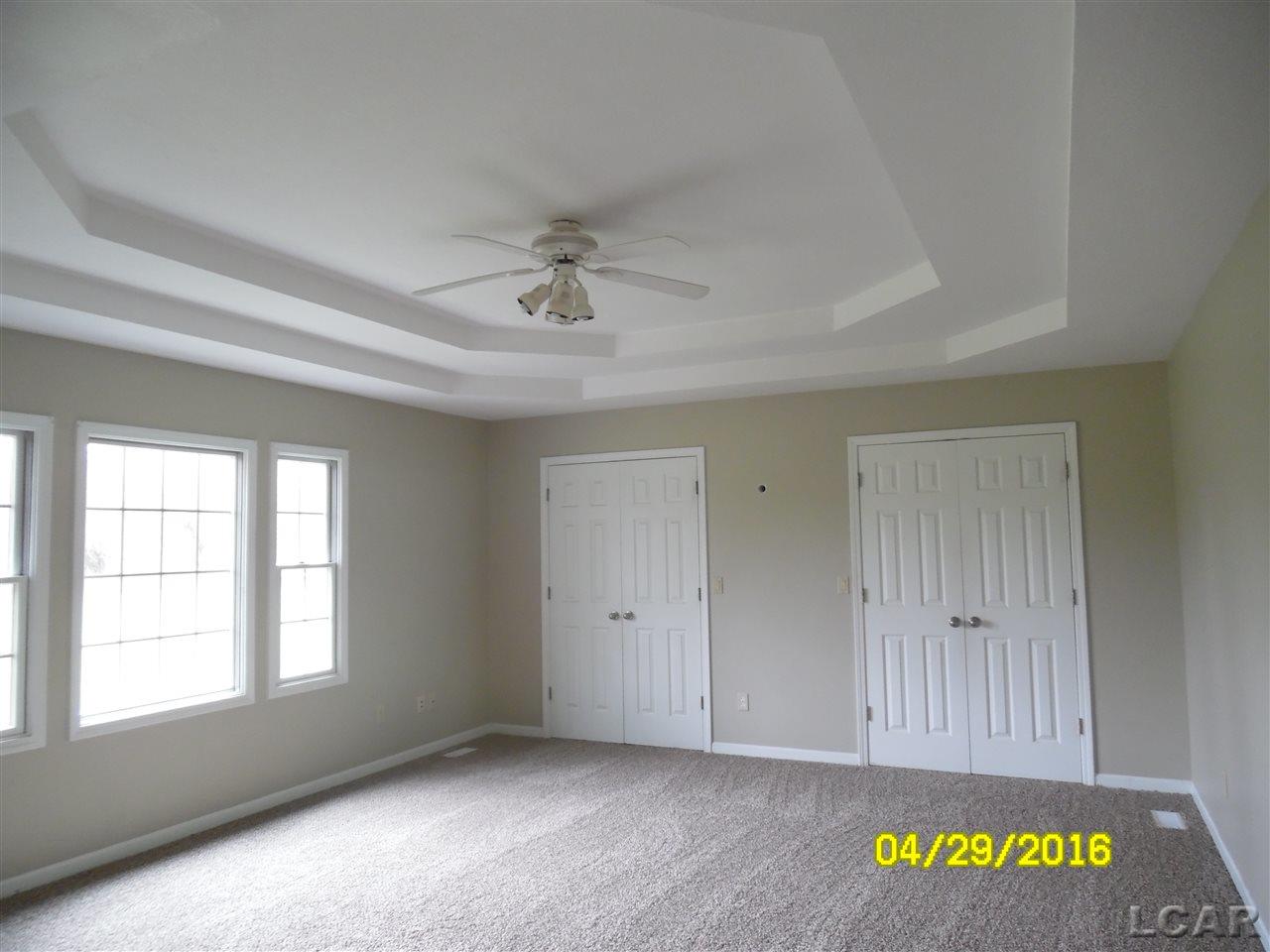 6915 Burton Road Adrian, MI 49221 - Photo 23 of 45 31289012-23.JPG