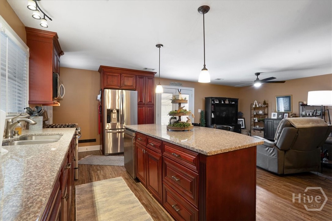 151 Baugh Street Commerce, GA 30529 - Photo 15 of 42