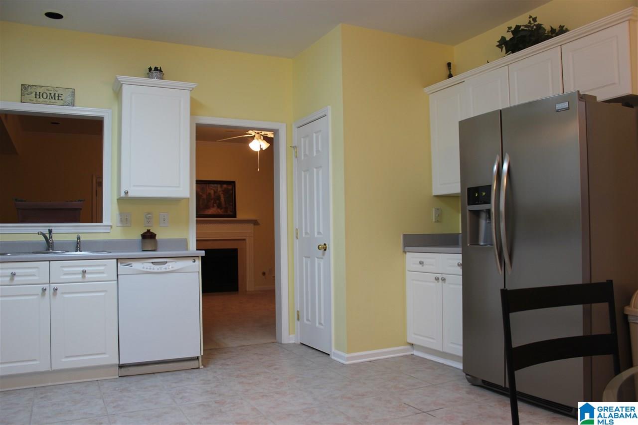 608 Parkside Circle Helena, AL 35080 - Photo 5 of 28