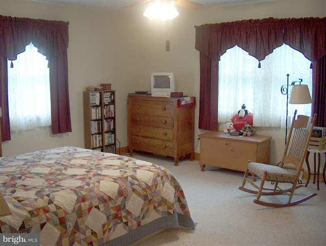 163 Cashman Road Gettysburg, PA 17325 - Photo 11 of 12 Gallery Image 11