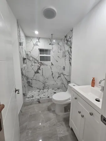 $3,200 | 2207 Taft Street, Hollywood, FL 33020