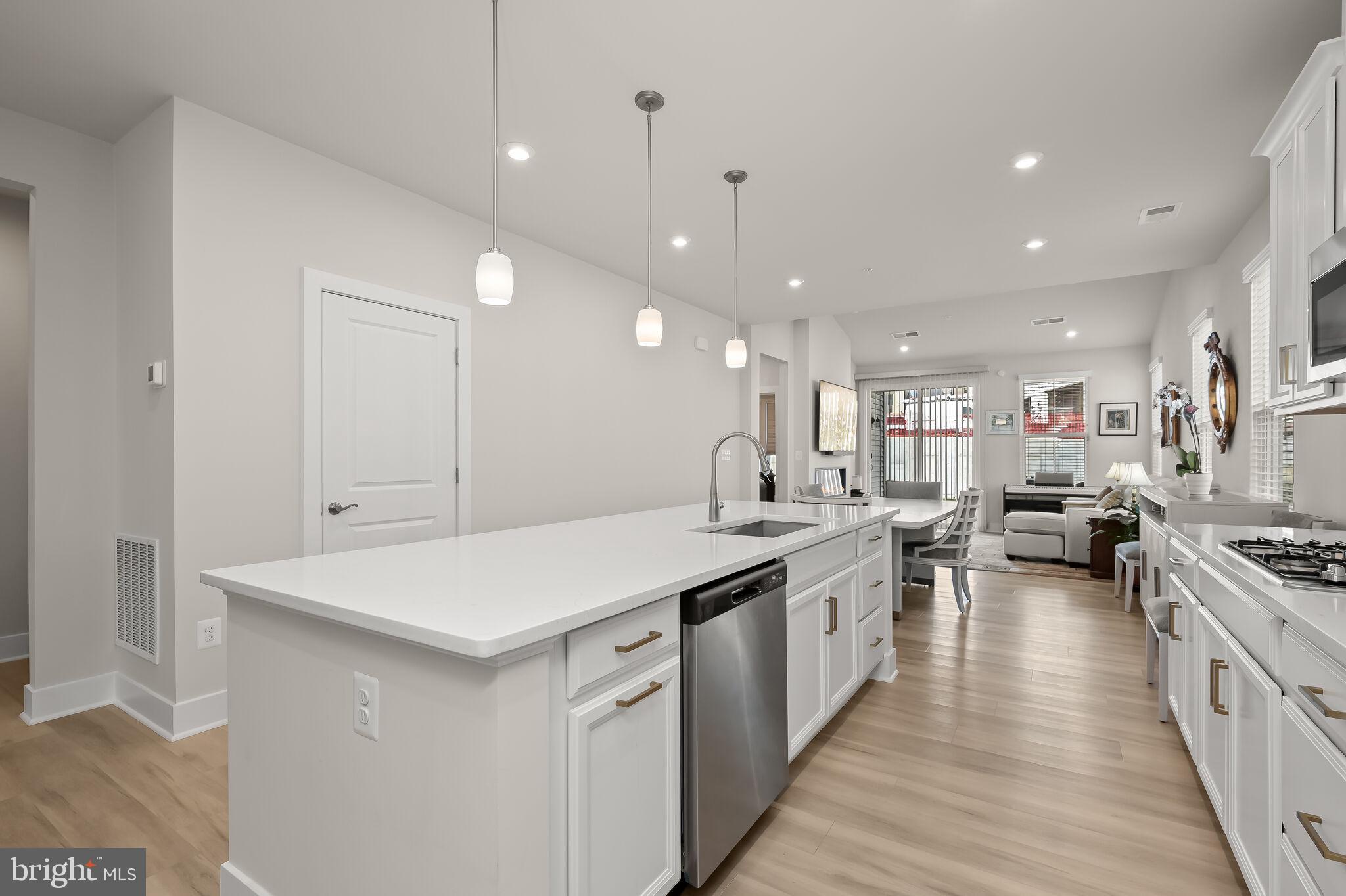 22112 Plover Street Clarksburg, MD 20871 - Photo 44 of 46 Sun filled open floor plan