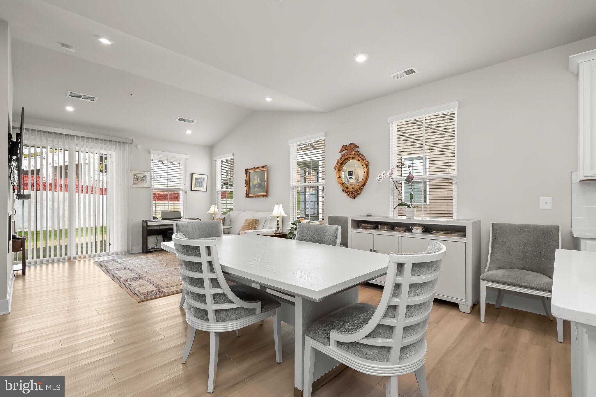 22112 Plover Street Clarksburg, MD 20871 - Photo 14 of 46 Breakfast area & living room