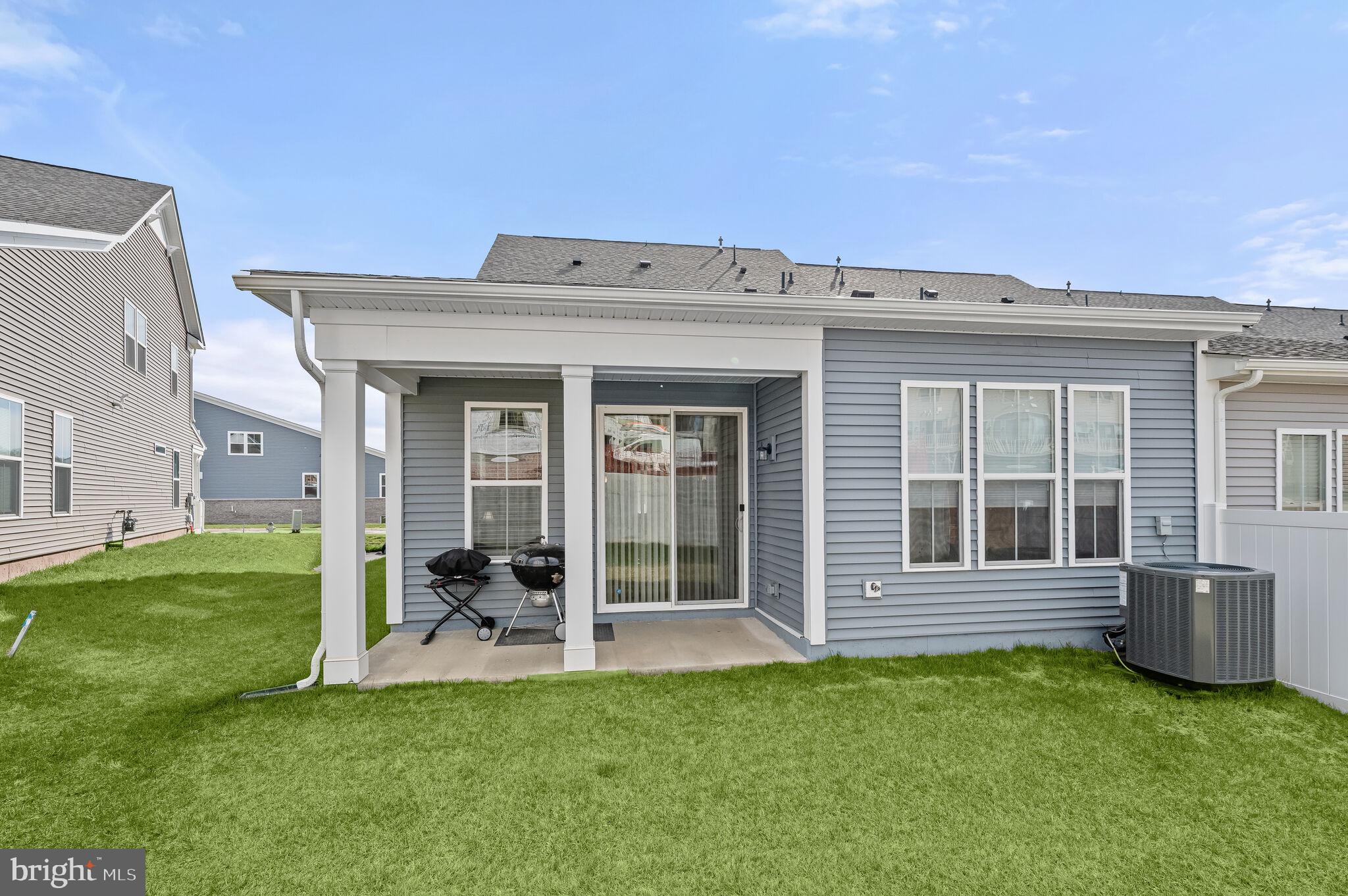 22112 Plover Street Clarksburg, MD 20871 - Photo 35 of 46 Covered patio