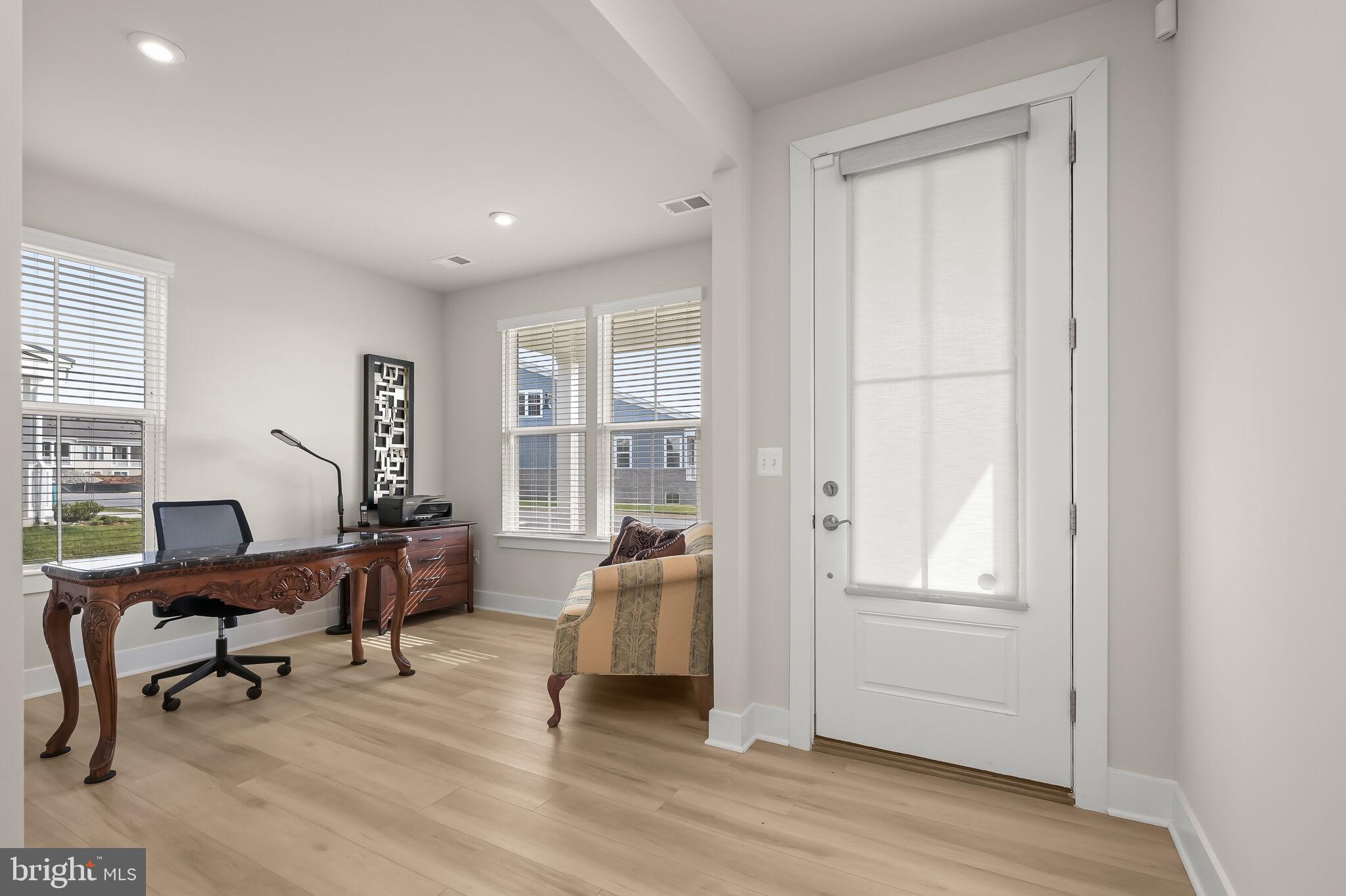 22112 Plover Street Clarksburg, MD 20871 - Photo 5 of 46 Main level home office