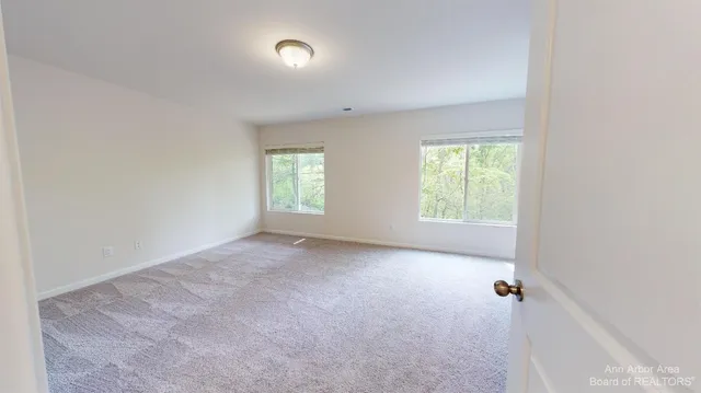 $3,400 | 2731 Bristol Rdg Drive, Ann Arbor, MI 48105