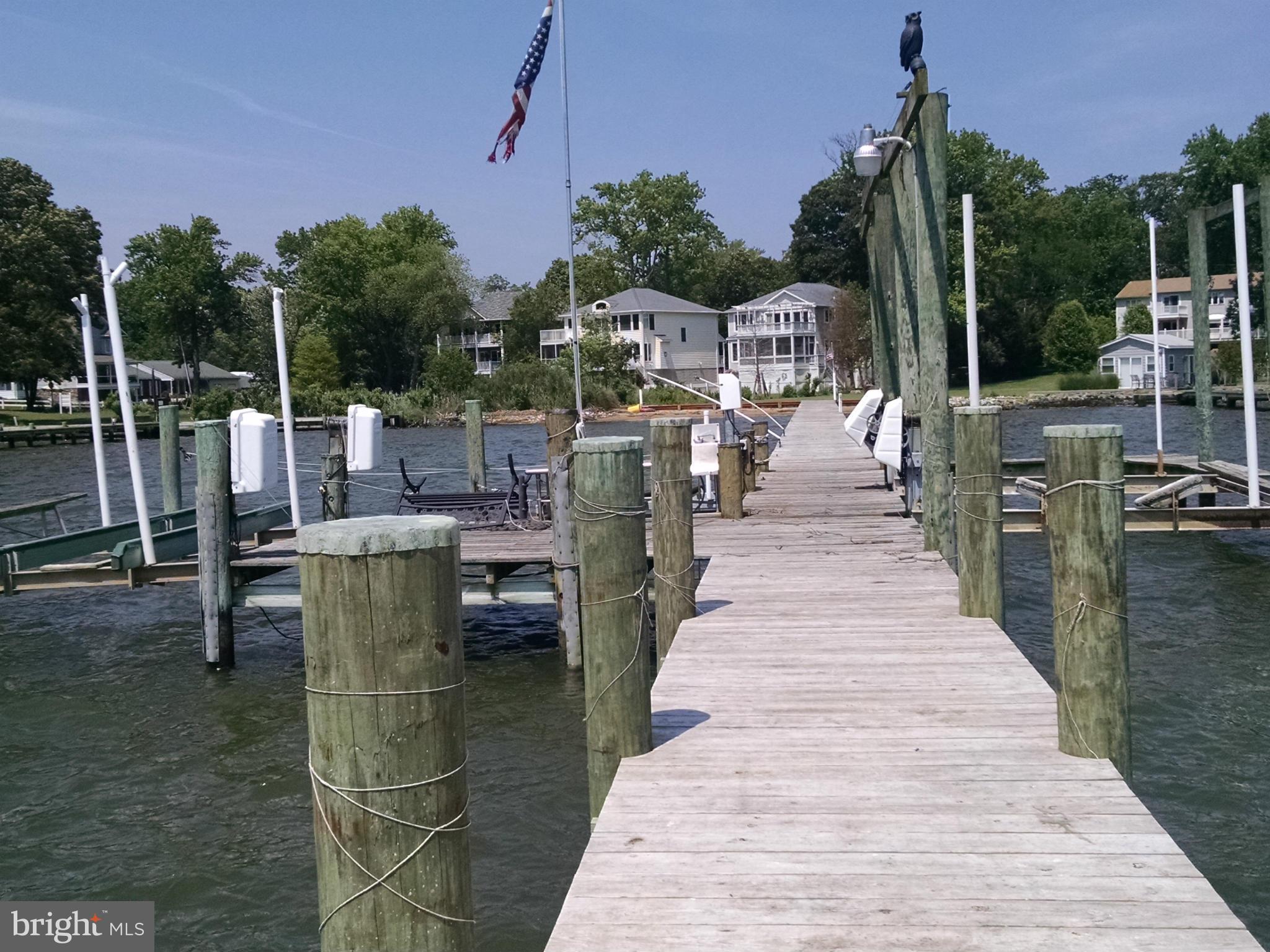 1679 Grandview Road Pasadena, MD 21122 - Photo 20 of 25 Room for all the watercraft!