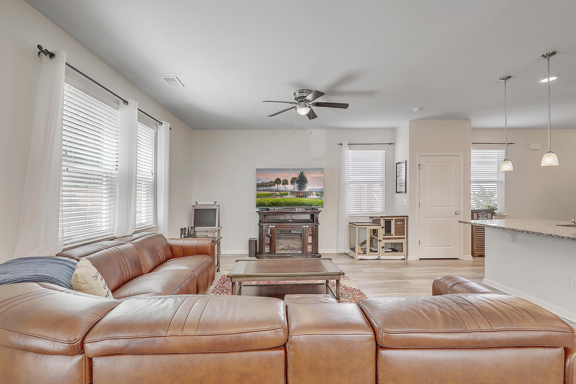 528 Glady Road Moncks Corner, SC 29461 - Photo 14 of 36 Living Room