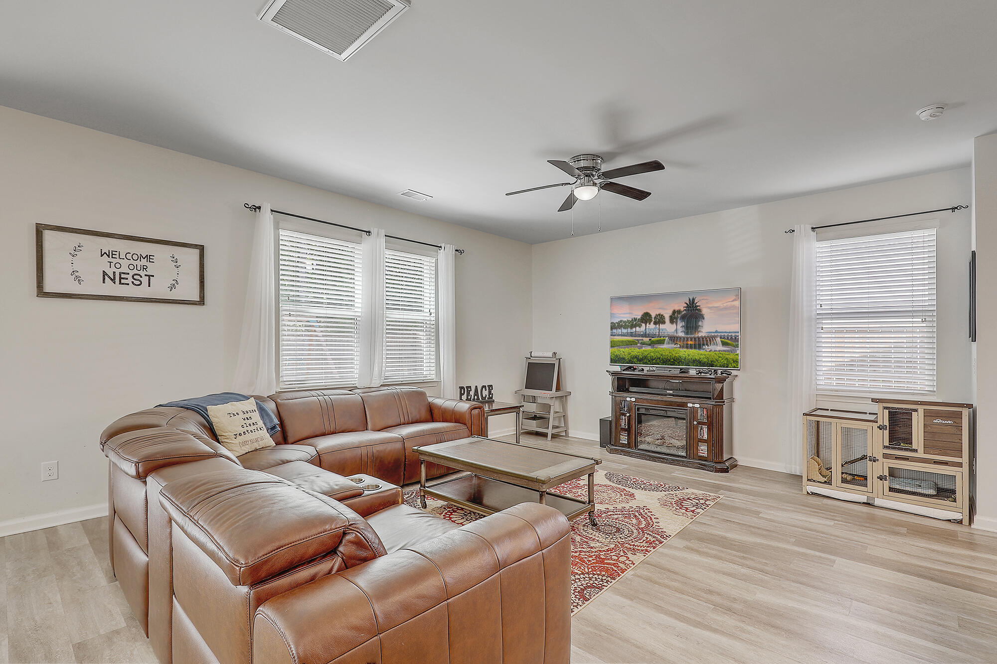 528 Glady Road Moncks Corner, SC 29461 - Photo 15 of 36 Living Room