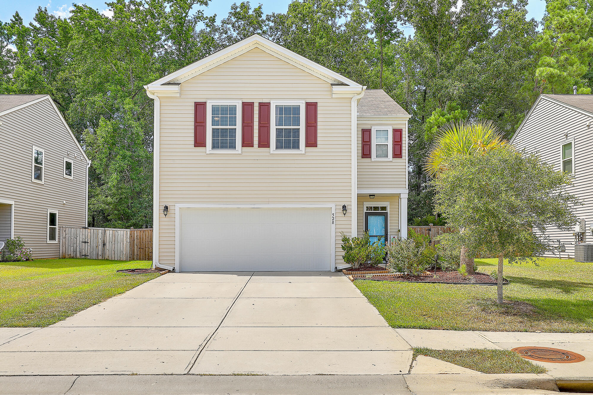 528 Glady Road Moncks Corner, SC 29461 - Photo 2 of 36 Home