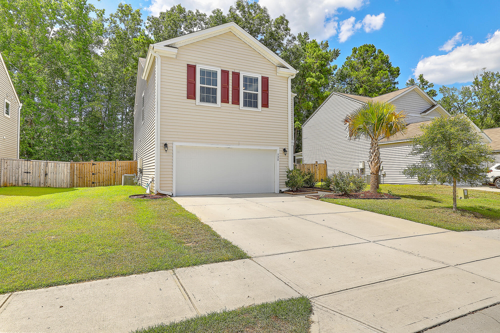 528 Glady Road Moncks Corner, SC 29461 - Photo 3 of 36 Home
