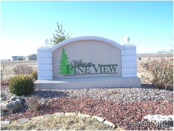 $29,500 | 2600 Pineview Drive, Highland, IL 62249