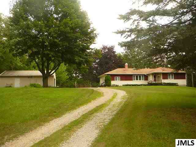 2701 Gilletts Lake Road Jackson, MI 49201 - Photo 3 of 14 Photo 3