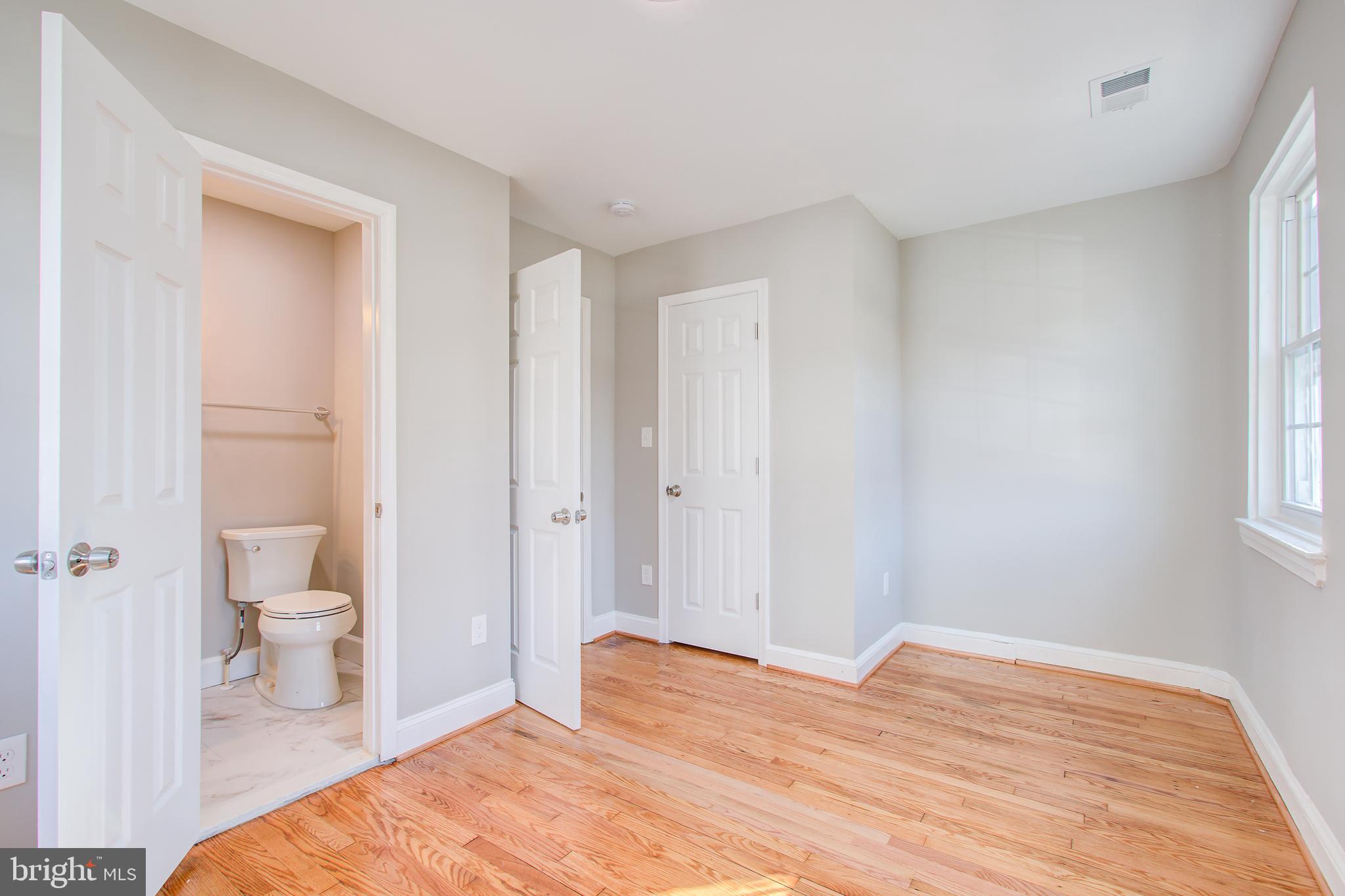 3947 R Street Southeast Washington, DC 20020 - Photo 20 of 34 Gallery Image 20