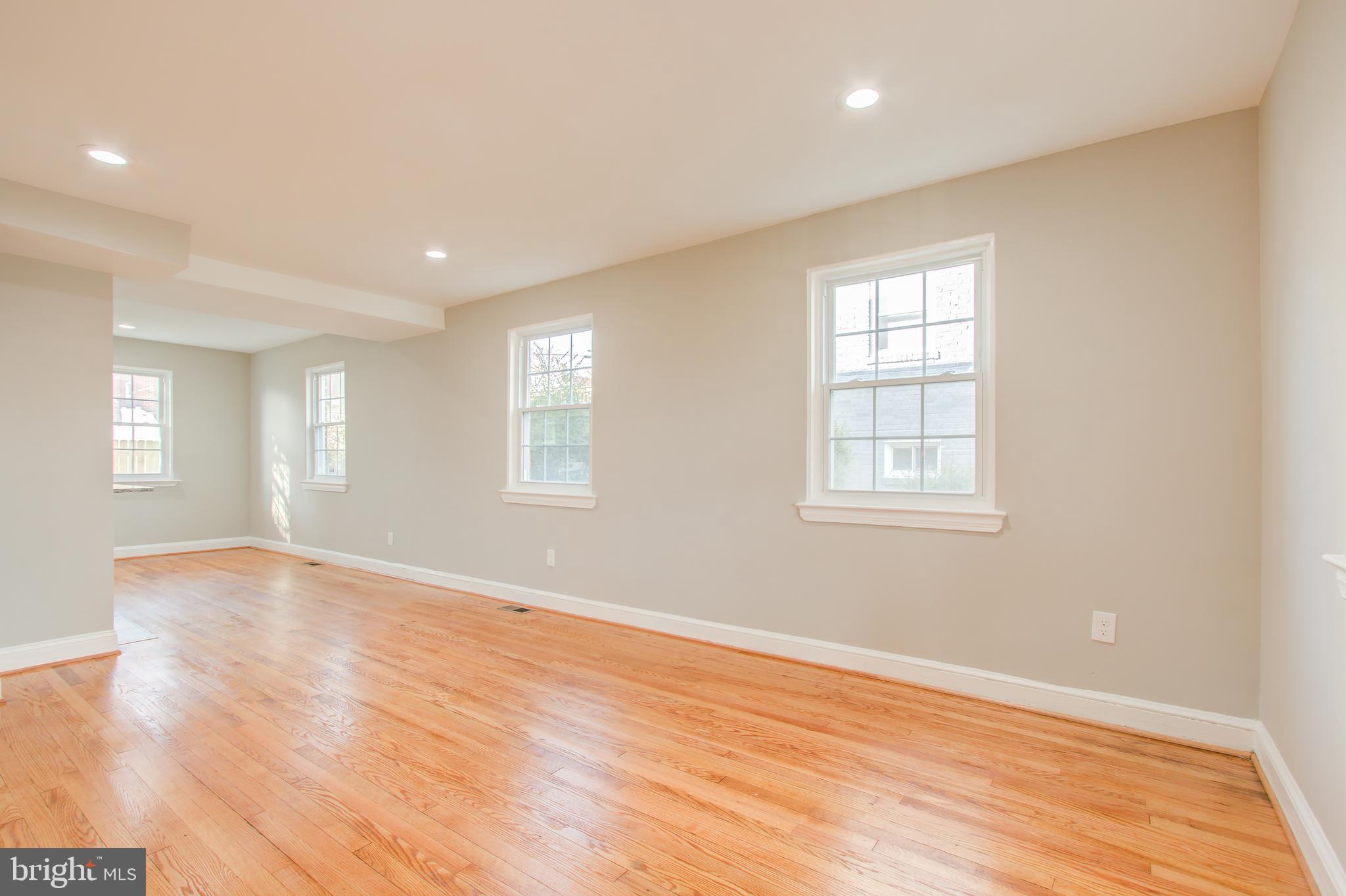 3947 R Street Southeast Washington, DC 20020 - Photo 8 of 34 Gallery Image 8