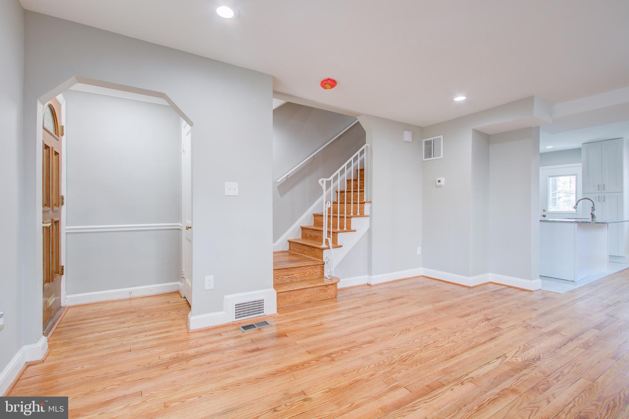 3947 R Street Southeast Washington, DC 20020 - Photo 10 of 34 Gallery Image 10