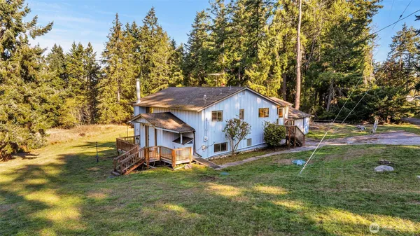 $250,000 | 10318 Morris Boulevard, Steilacoom, WA 98388
