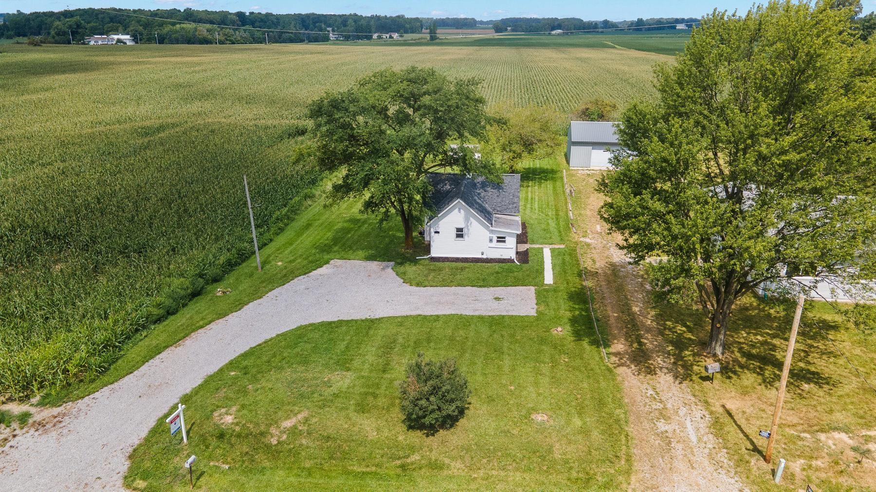 9812 West Yoder Road Yoder, IN 46798 - Photo 4 of 30