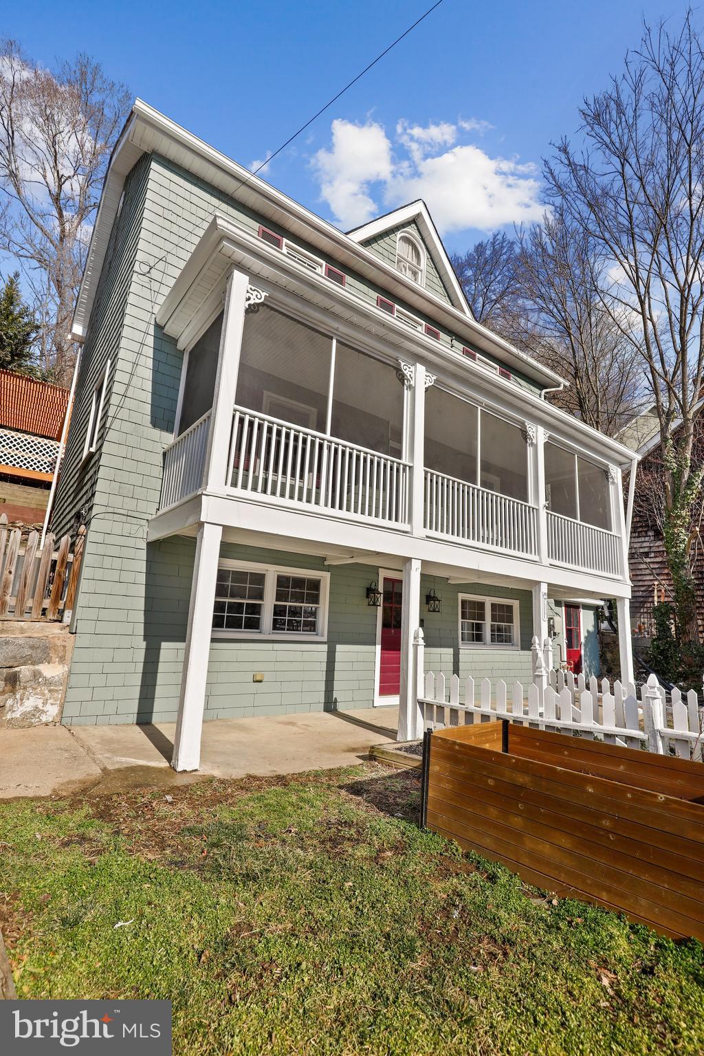776 Hollow Road Ellicott City, MD 21043 - Photo 3 of 40 Gallery Image 3