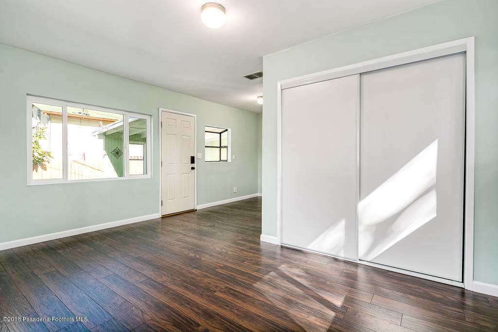 534 Douglas Street Pasadena, CA 91104 - Photo 19 of 29 Master Bedroom