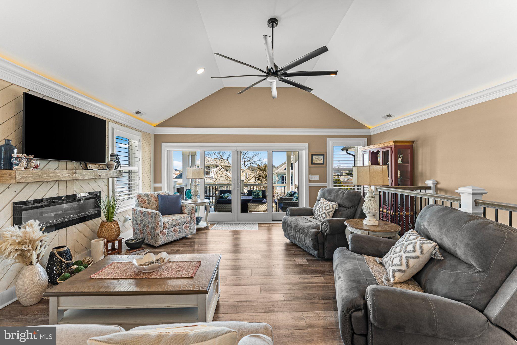 112 West Wisteria Road Wildwood, NJ 08260 - Photo 2 of 48 Spacious living area with scenic views.