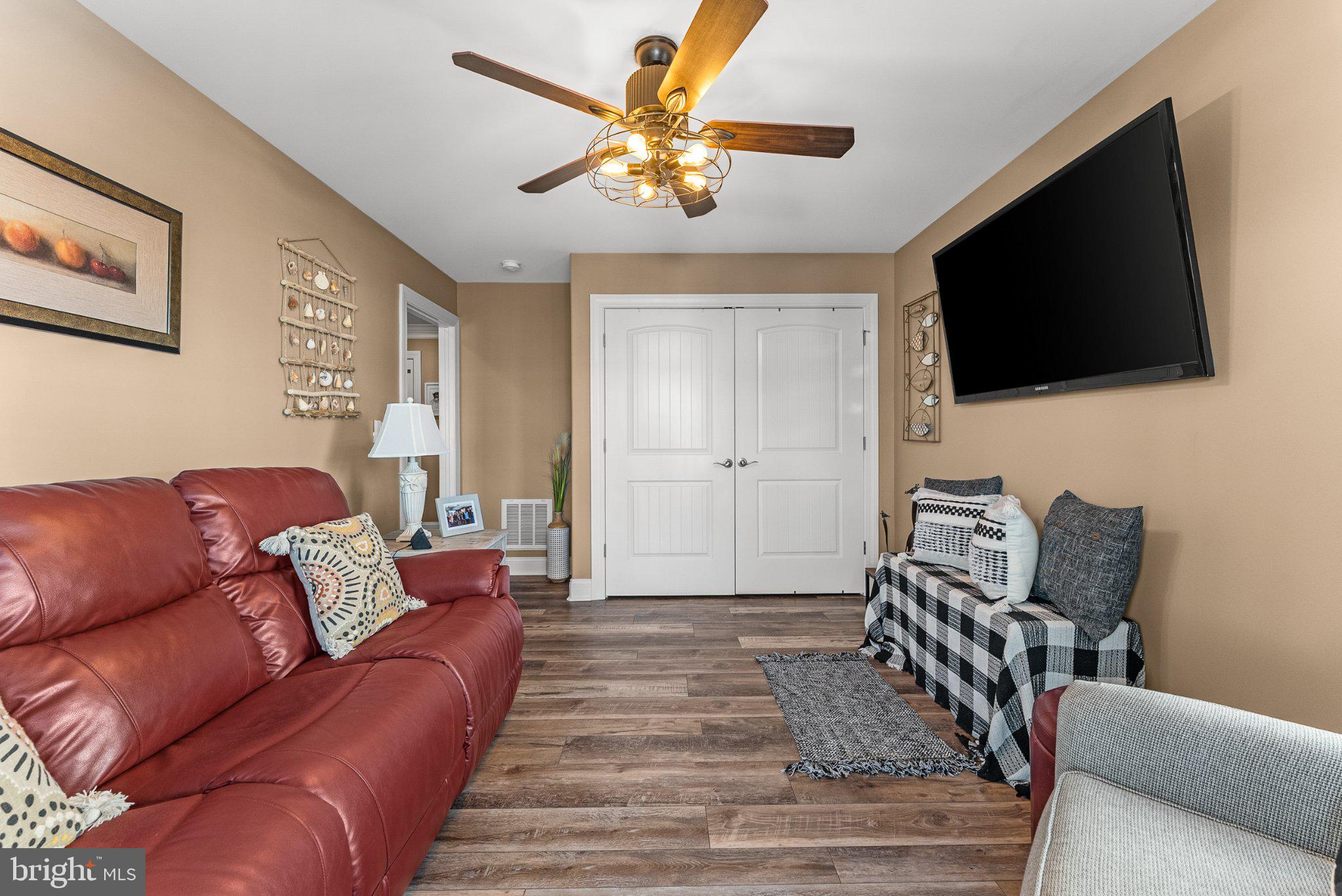 112 West Wisteria Road Wildwood, NJ 08260 - Photo 35 of 48 Cozy living space with modern charm.
