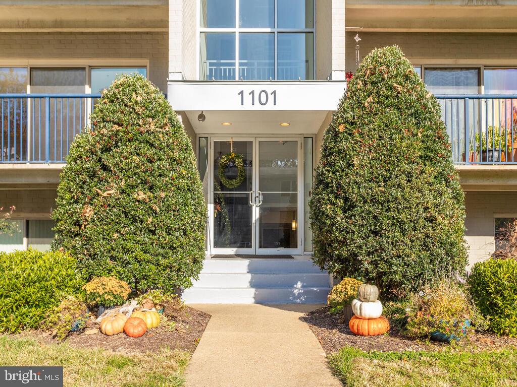 1101 Primrose Road, Unit 201 Annapolis, MD 21403 - Photo 1 of 58
