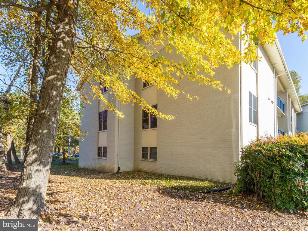 1101 Primrose Road, Unit 201 Annapolis, MD 21403 - Photo 9 of 58