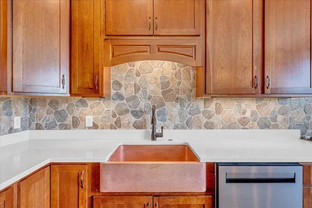 $675,000 | 220 Bear Crawl Road, Unit RB 28, Jasper, TN 37347