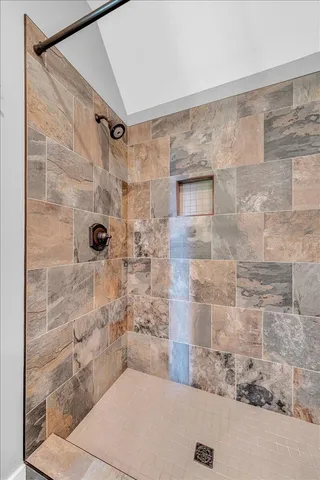 $675,000 | 220 Bear Crawl Road, Unit RB 28, Jasper, TN 37347