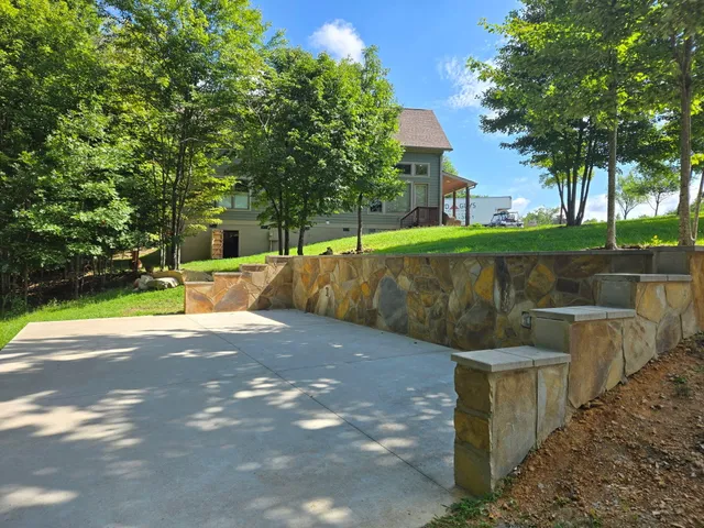 $675,000 | 220 Bear Crawl Road, Unit RB 28, Jasper, TN 37347