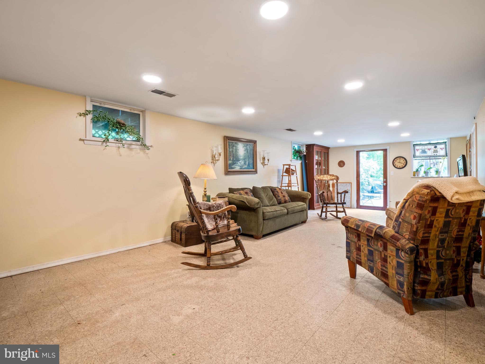12363 Purcell Road Manassas, VA 20112 - Photo 10 of 26 Gallery Image 10