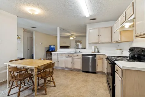 $215,000 | 222 Idlewyld Drive, Mesquite, TX 75149