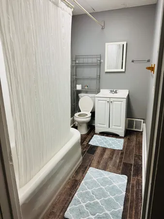 $1,300 | 541 Forsythe Avenue, Calumet City, IL 60409