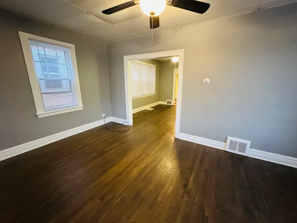 $1,300 | 541 Forsythe Avenue, Calumet City, IL 60409