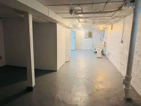 $1,300 | 541 Forsythe Avenue, Calumet City, IL 60409