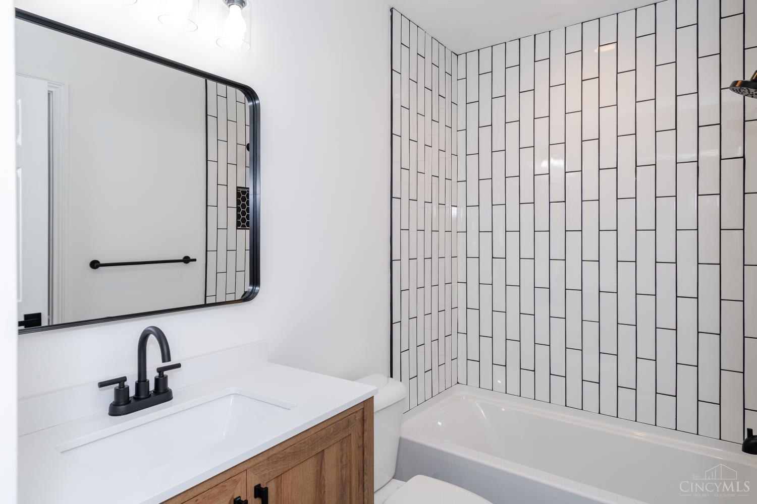 7860 Ravenwood Lane Maineville, OH 45039 - Photo 19 of 37 Gallery Image 19