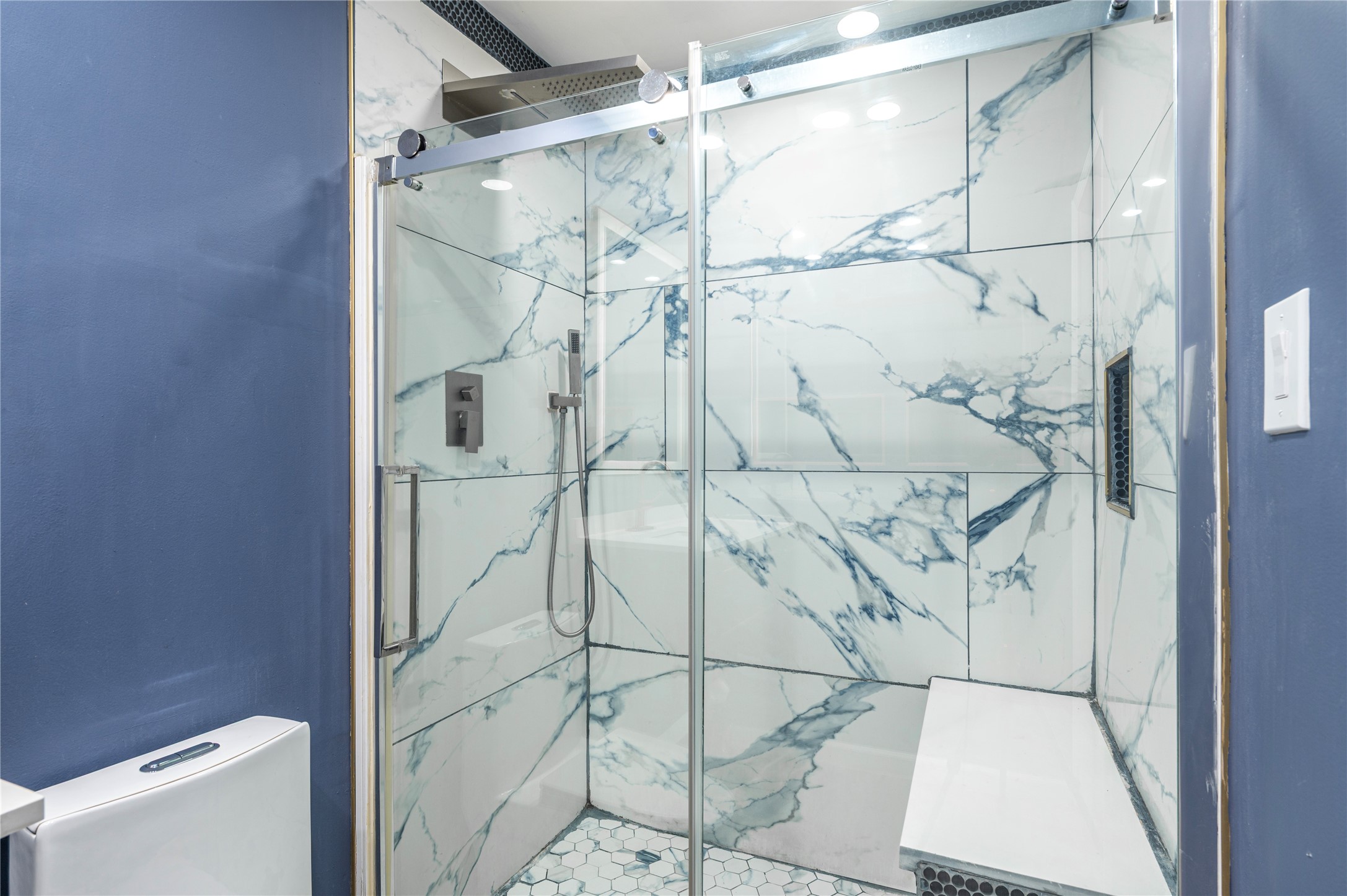 15722 Corsair Road Houston, TX 77053 - Photo 23 of 23 Beautiful shower