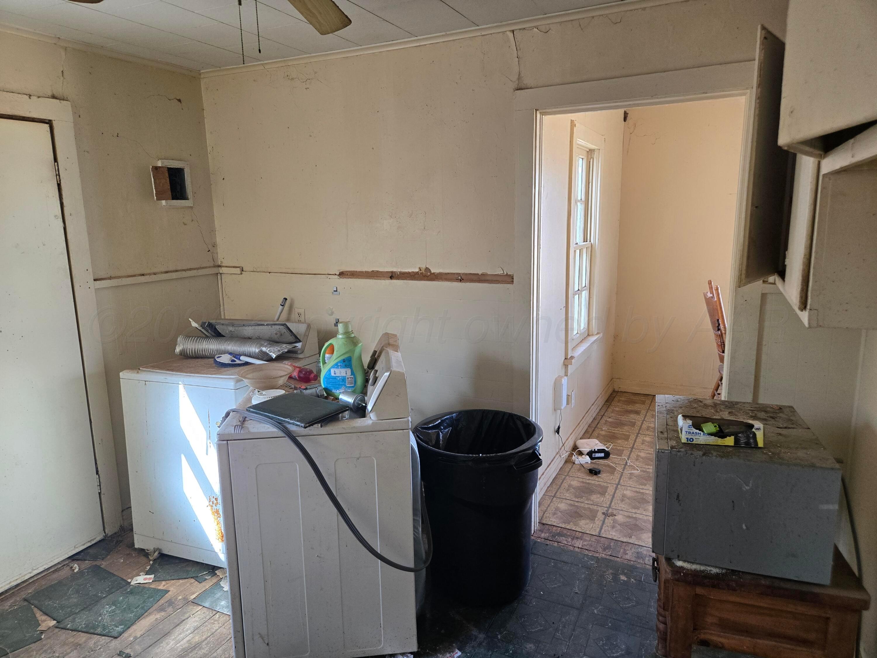 717 South 5th Street Memphis, TX 79245 - Photo 12 of 27 20260203_142613