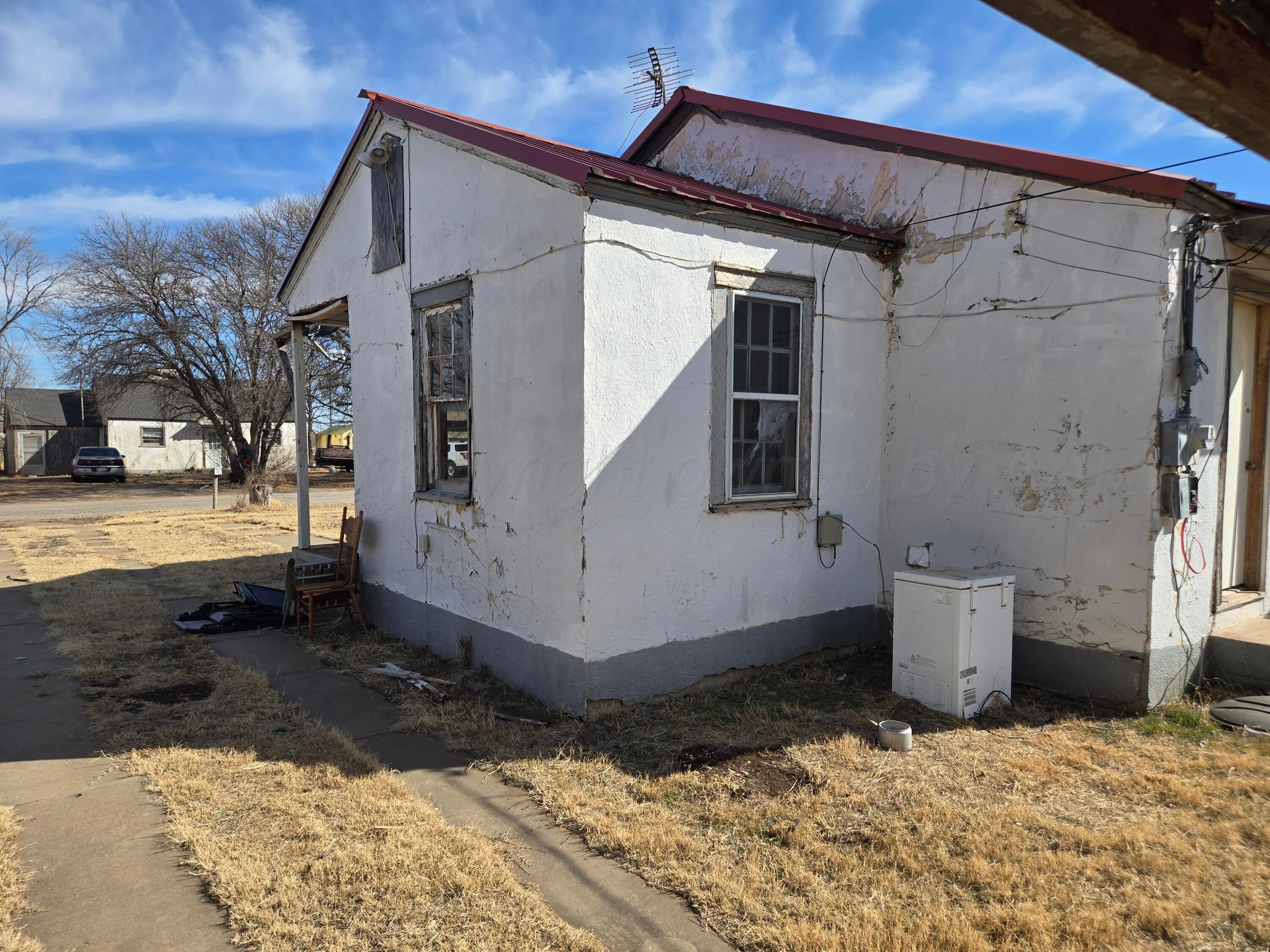717 South 5th Street Memphis, TX 79245 - Photo 26 of 27 20260203_143057