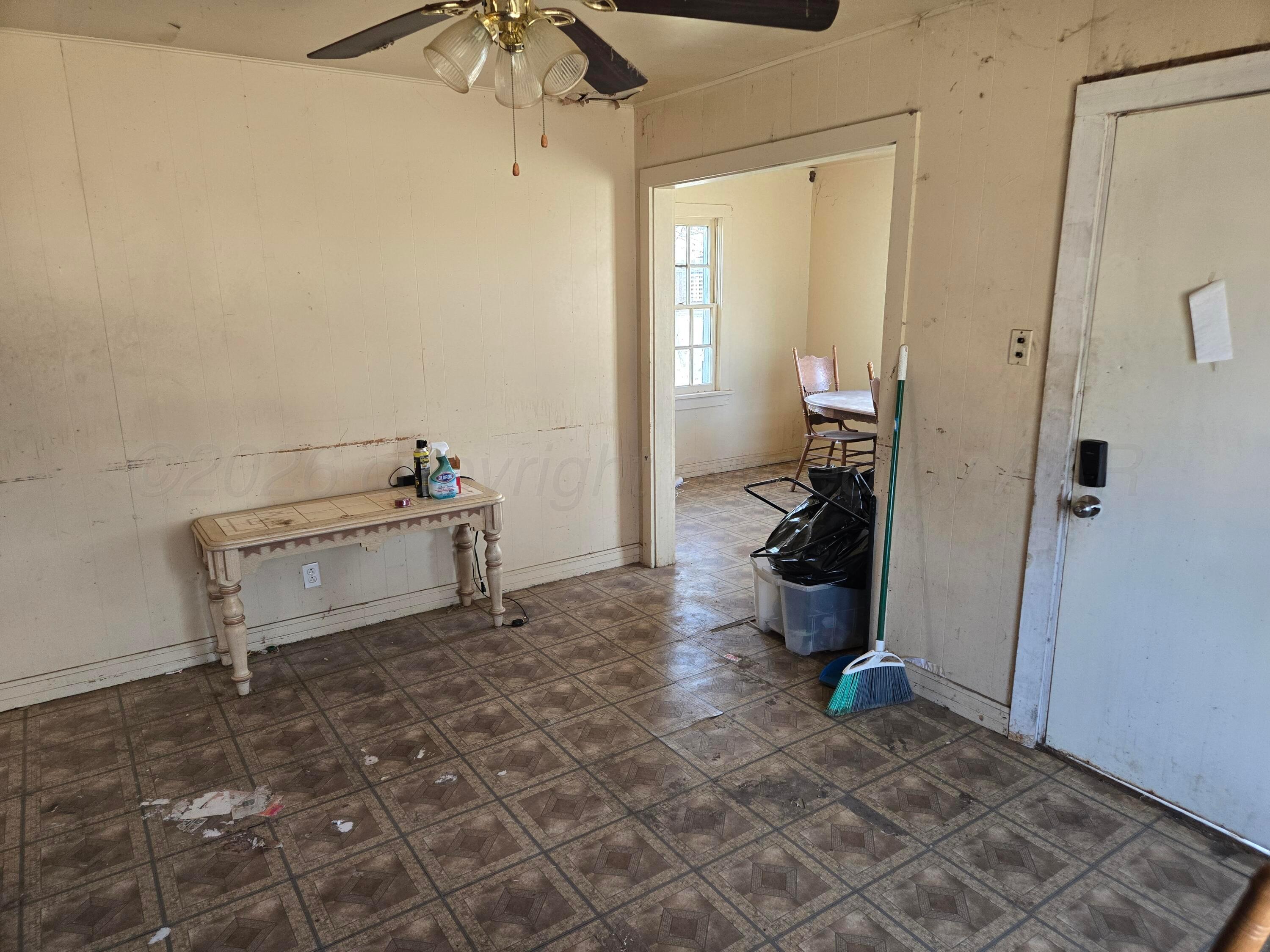 717 South 5th Street Memphis, TX 79245 - Photo 6 of 27 20260203_142509